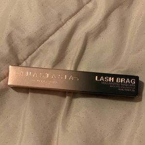 Anastasia Beverly Hills lash brag mascara